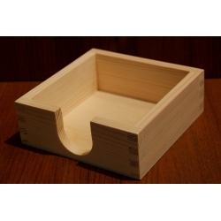 Pojemnik na karteczki , podkładki  12,2x12,2x4,5  cm